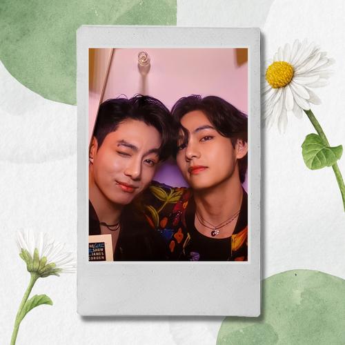 Jual Polaroid Capture by BTS - Jhope Beach - Kota Tangerang - Lime ...