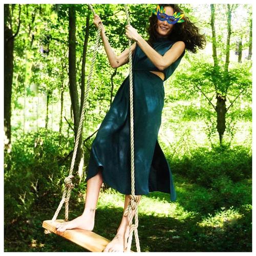 Jual Dress Cut Out Side Waist Biru Tua 