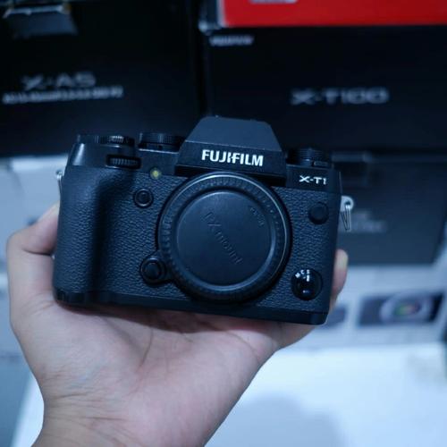 Jual MIRRORLESS FUJIFILM XT1 BODY ONLY Kota Yogyakarta DEWANTORO