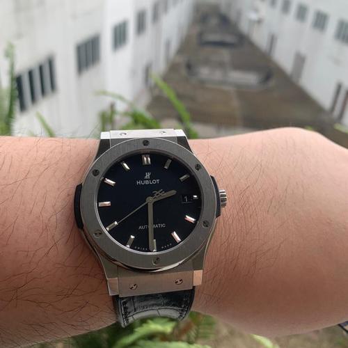 Jual hublot clasic fusion black dial 