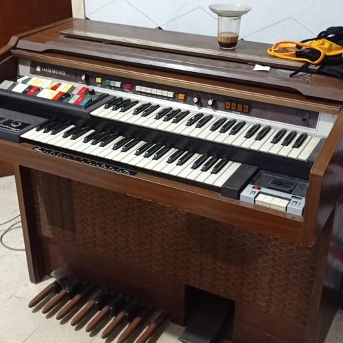 Jual ORIGINAL Piano / Organ antik Hammond model 9822KMC Kab.