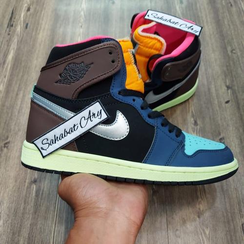 Foto Produk Sepatu Air Jordan 1 Retro High Tokyo Bio Hack dari Sahabat_Ary