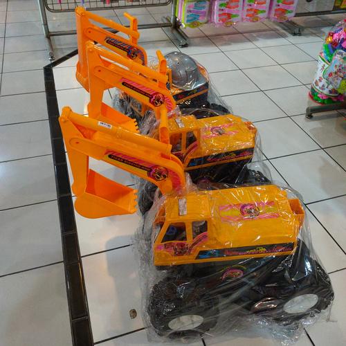 Foto Produk Excavator + helm mobil duduk dari Chitatoy818