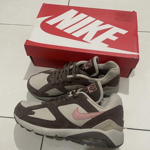 rust pink air max