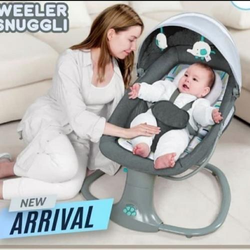 Foto Produk Cocolatte Weeler Snuggli Otomatis Bouncer Swing Elektrik - Brown dari Baby Club House