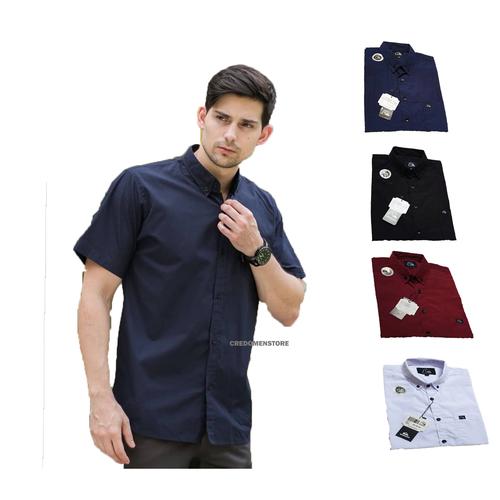 Foto Produk Kemeja Pria Lengan Pendek Polos / Baju Kasual Casual Cowo Cowok dari Simpleclothes.id