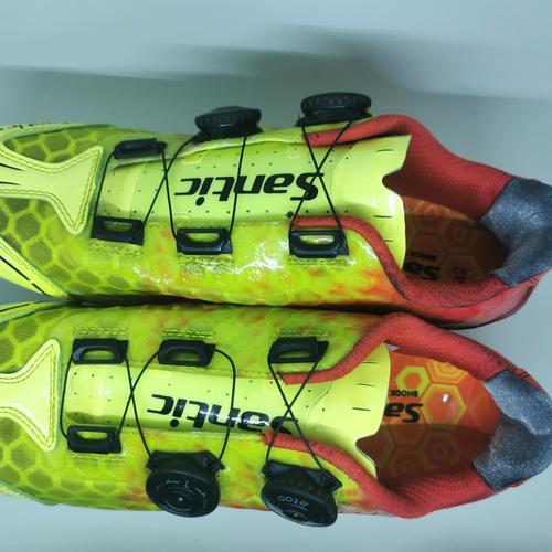 Foto Produk Sepatu RB Santic Carbon size 42 tanpa cleat roadbike dari IndoWebstorecom