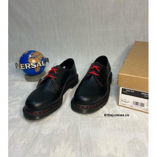 doc martens red stitching