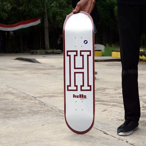 Foto Produk Hello H Line Maroon sz 8/8.25 & 8.375 dari Hello Skateboards