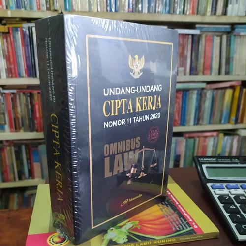 Foto Produk UNDANG UNDANG CIPTA KERJA OMNIBUS LAW - UU RI NOMOR 11 TAHUN 2020 dari Amanahbook