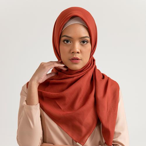 Foto Produk KAMI - NUVOILE SCARF PLAIN 1 - Auburn, 120cm X 120cm dari Kami.