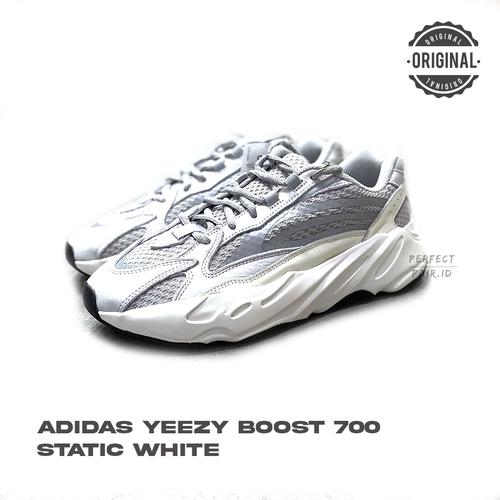 adidas yeezy 700 white