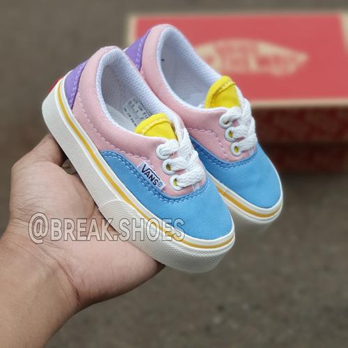 vans era multicolor