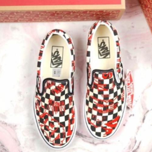 vans crew checkerboard red