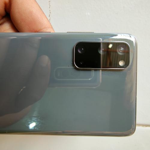 Foto Produk samsung galaxy s20 sein resmi - Abu-abu dari Hambali Shop