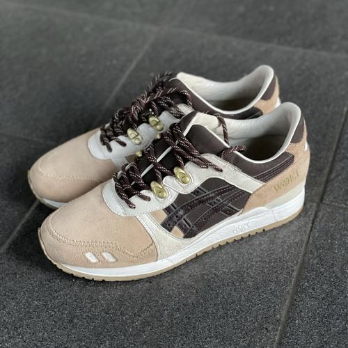 asics x woei