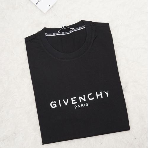 Men Distressed Logo T-Shirt in Black 