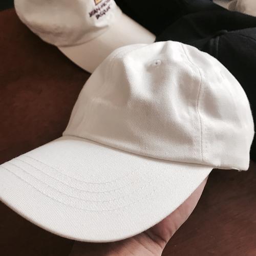 white baseball cap / dad hat - Yupoong 