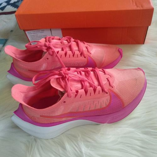 Jual New Original Nike Women's Zoom Gravity size 38 24cm - Jakarta Timur -  Preloved13 | Tokopedia