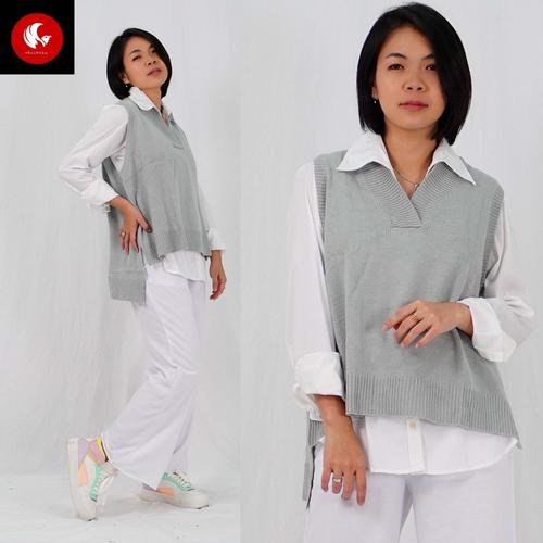Foto Produk Okechuku NARI Rompi Rajut Wanita Knit Vest Outer Oversize Korean Style - Silver dari Okechuku