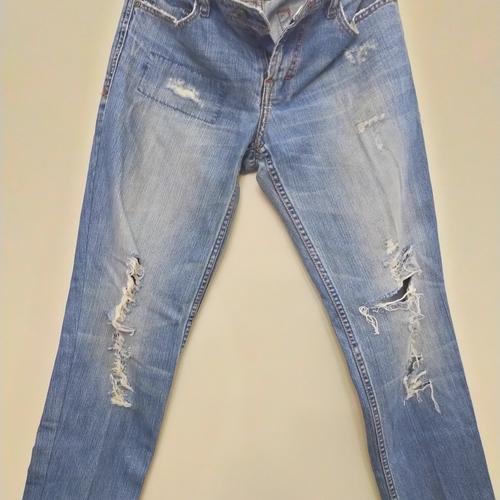 Jual RIPPED JEANS - Kota Bandung 