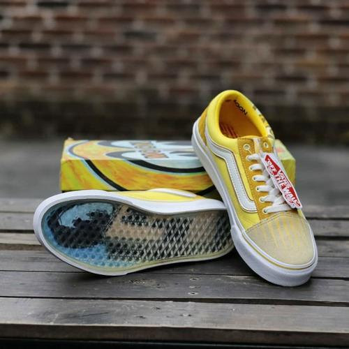 Far スポーツ HRCS 2024 限定 VANS Mooneyes ライトグリーン キャップ