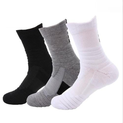 Foto Produk Kaos Kaki Panjang Olahraga Basket Fitness Gym Sports Socks Tebal - Hitam dari Anugerah Sukses Sejati