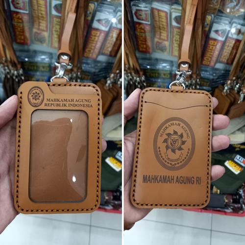 Jual Name Tag/Holder Logo Mahkamah Agung (Asli kulit) - Varian 1 ...