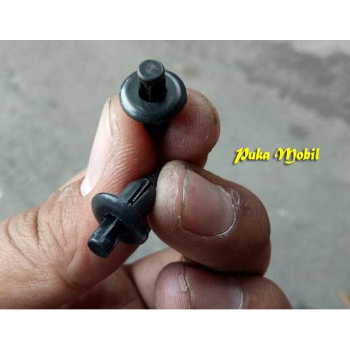 Jual Kancing Klip Cengkeh Interior Mobil Model Tekan Tusuk Universal ...