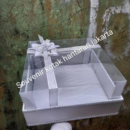 Gambar kotak hantaran seserahan tempat kue mika warna silver dari souvenir kotak hantaran jakarta Jakarta Timur Tokopedia