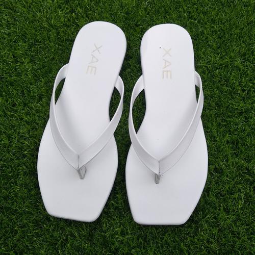 cheap white flip flops