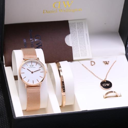 Gambar Jam tangan wanita analog paket kado ulang tahun - Silver hitam dari Fashion Arloji Jakarta Utara Tokopedia