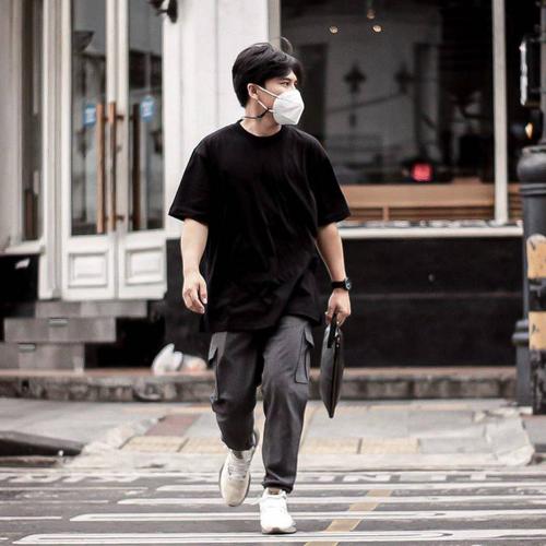Foto Produk KAOS POLOS OVERSIZE BASIC COTTON COMBED 24s BIGSIZE TSHIRT OVERSIZED - Hitam, L dari KAOS POLOS OVERSIZE