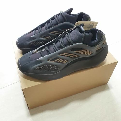 Jual Yeezy 700 V3 Clay Brown Kota Tanjung Pinang 549store