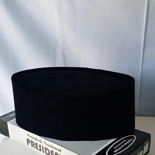 Foto Produk Peci - Songkok - Kopyah Hitam polos - 9 dari I.A.K shop