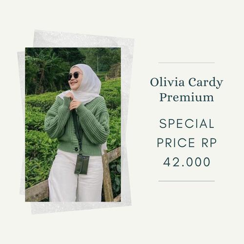 olivia cardy crop