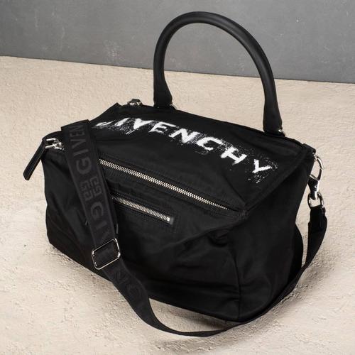 givenchy pandora black medium