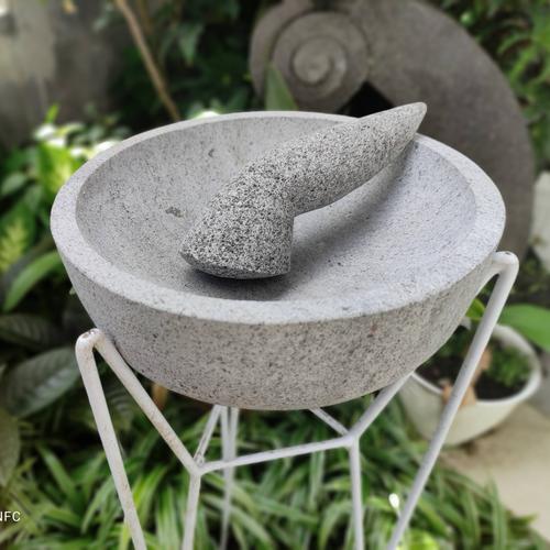 Gambar Cobek Cekung Mangkok 20cm T7-8cm + Ulekan Cembung: Batu Kali Pori dari MunTHuCom Kab. Sleman Tokopedia
