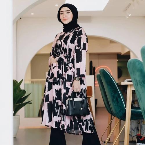 Foto Produk Shaina Dress Blackpink - TUNIK MUSLIM JUMBO WANITA BUMIL BUSUI RAYON dari Peony & Rose