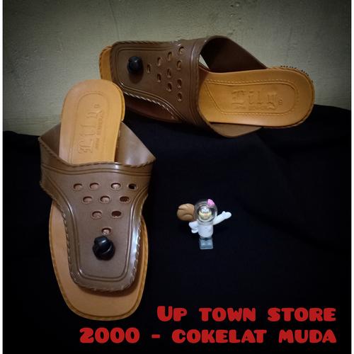 Foto Produk Sandal Lily Pria 2000 - Cokelat Tua dari Up Town