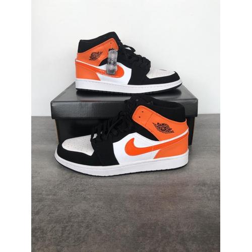 Jual Sepatu Unisex - NIKE AIR JORDAN 1 