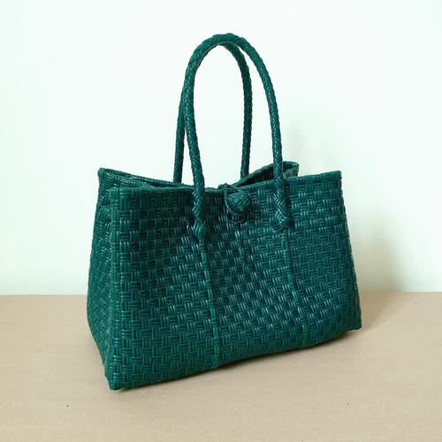 Foto Produk Kimmy Bag - Tas Anyam Plastik, Tas Parcel Hampers Lebaran, Handbag - Dark Green dari Native Borneo