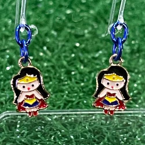 Foto Produk Anting Anak mini Wonder Woman dengan kait plastik / Fashion Earrings dari Rita Handycraft