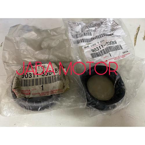 Foto Produk Seal drive Shaft-Seal as roda corolla new Altis 2012-up CVT metic ori dari JABA MOTOR TOYOTA
