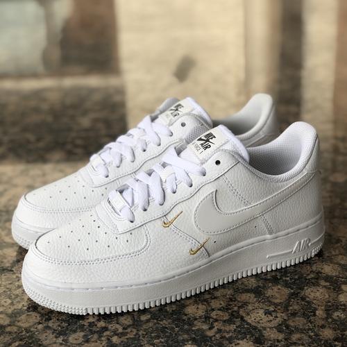nike air force white gold