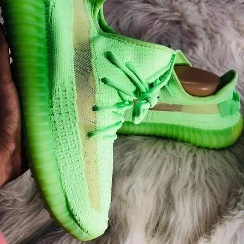 adidas yeezy boost material