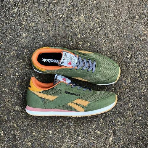 reebok classic running