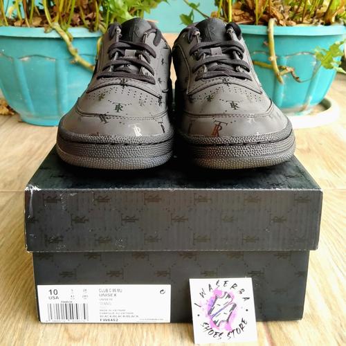 Jual Reebok C 85 MU X Tres Rasche Refflective LIMITED EDITION ORIGINAL -  Black, 43 - Kota Tangerang Selatan - I WASERBA | Tokopedia