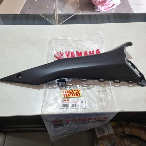 Foto Produk COVER STEP, MOLE SIDE, SAMBUNGAN BODY BELAKANG NEW AEROX (BBP F171N) dari King'S Motor