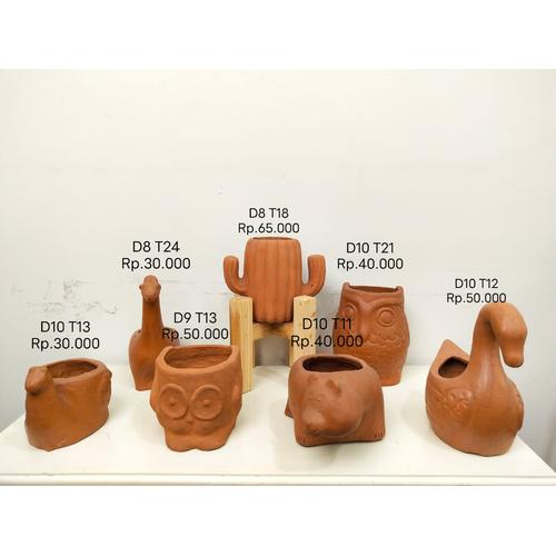 Foto Produk Pot Tanaman Tanah Liat Gerabah Terakota Terracotta W35 dari soulmatebedsheet